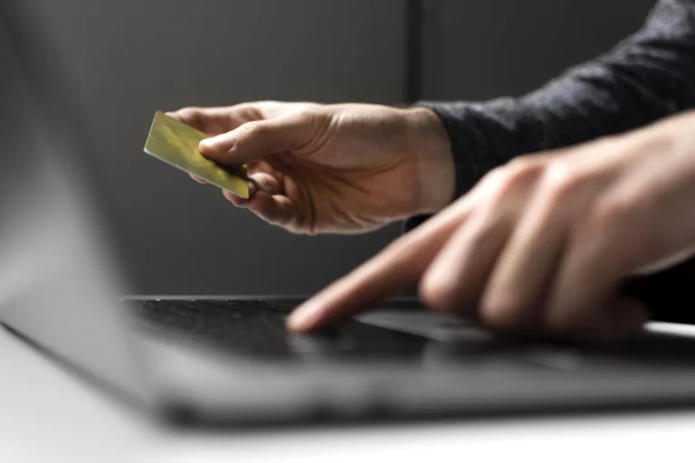Fraudes em seguros